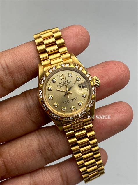 lady datejust 28mm diamond bezel.